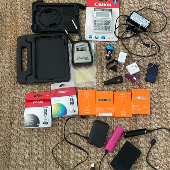 USB CHARGERS IPHONE CHARGER CALCULATOR IPAD CASE LAPTOP STAND IPAD PENCIL BUNDLE - Picture 2 of 12